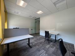 red-oak-coworking-office-suite-2